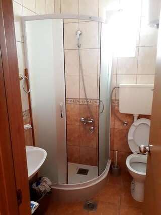 Апартаменты Sobe i Apartmani Miljanić Kaluđerac Апартаменты с 1 спальней-13